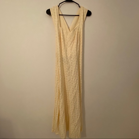 VINTAGE Pale Yellow Eyelet Maxi Dress - Picture 14 of 14